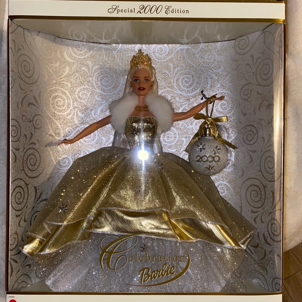 Brand new 2000 special edition holiday Barbie!